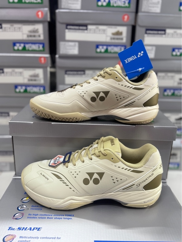 Giày Yonex Stratas