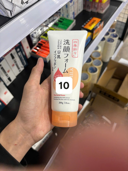 Sữa rửa mặt đậu nành soy milk 200g