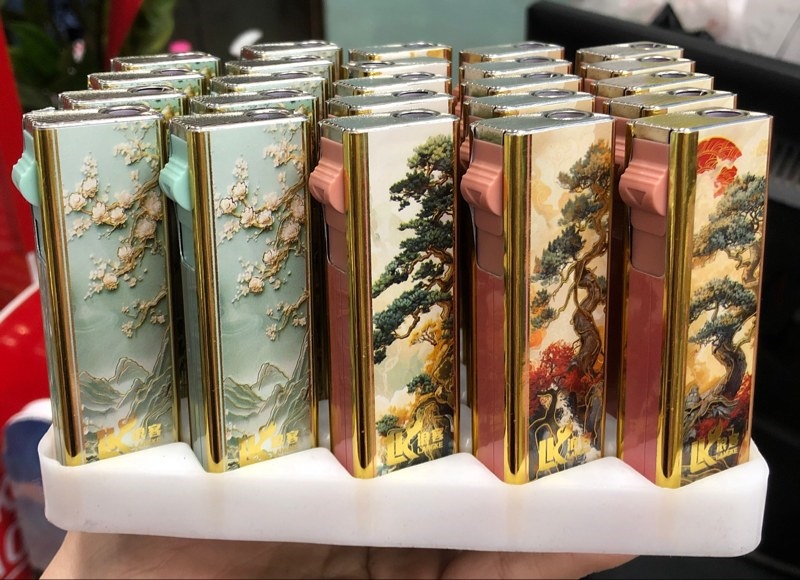 Bật khò sắt Trung Quốc