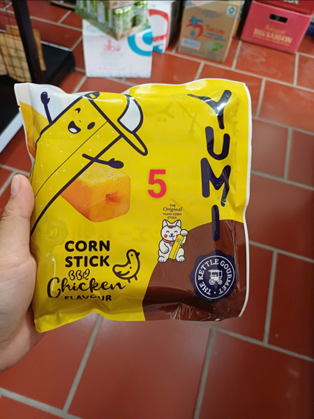 Yumi - Bánh thanh ngô 8,5g vị gà