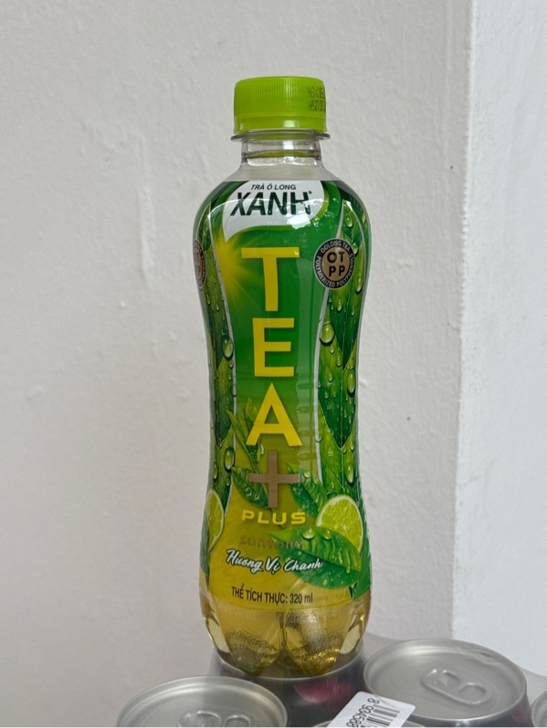 Tea+ Trà Ô Long Vị Chanh Chai nhựa 320