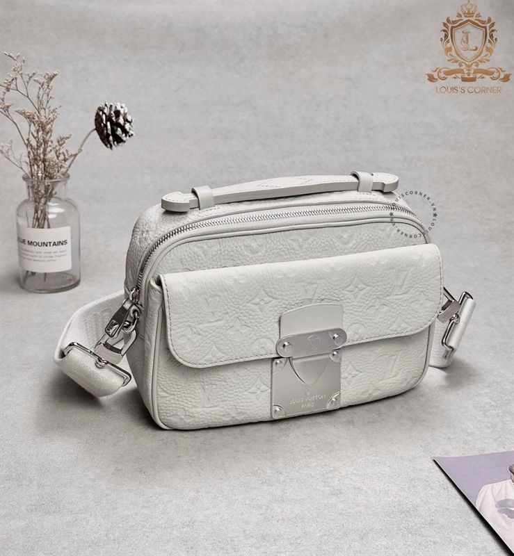 Túi đeo chéo LV S Lock mess grey mono chìm