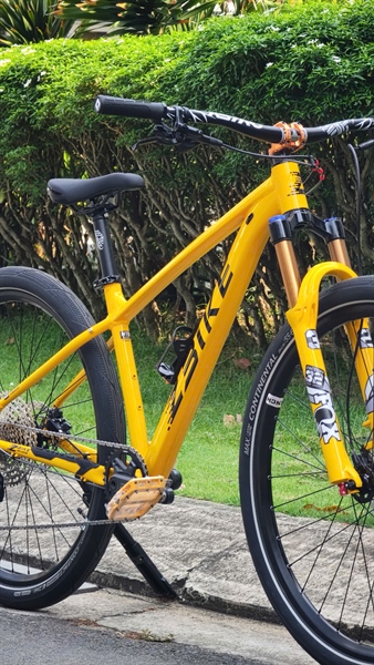 Xe Đạp MTB Zbike custom màu Vàng - group mini m6100 (GABRIEL CHAN KH8248144)