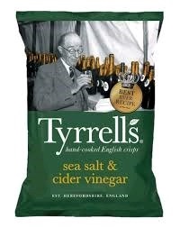 Khoai Tây chiên vị muối biển và giấm táo hiệu tyrrells 40g