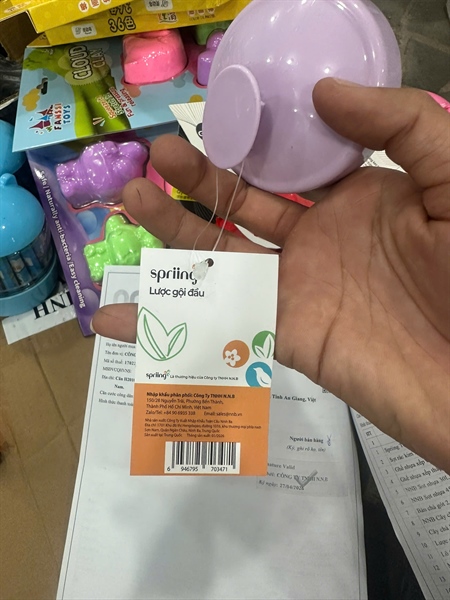 Lược gội đầu
