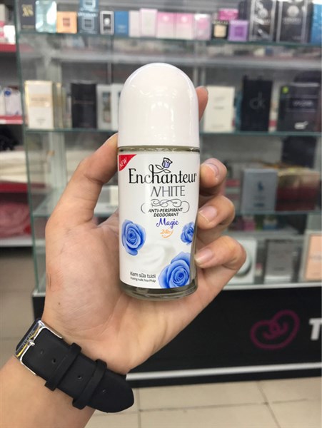 Enchanteur White - Lăn khử mùi 50ml Magic