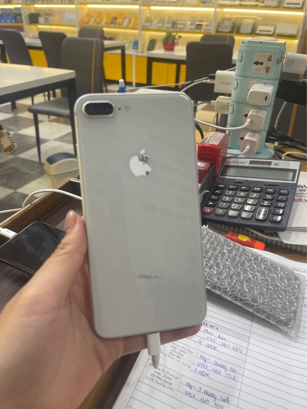 IPhone 8 Plus