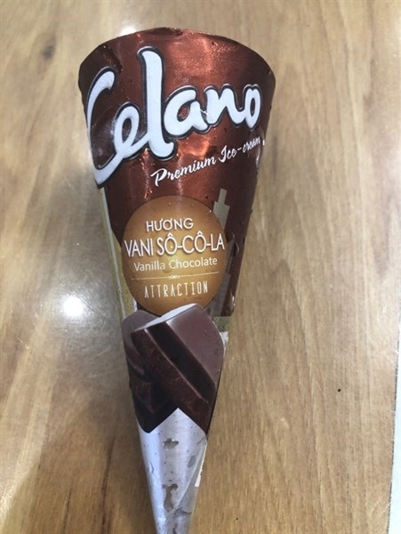 Kem ốc quế Celano socola vani