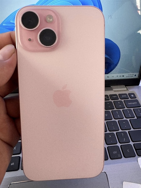 15 128 vn hồng zin áp pin 82%