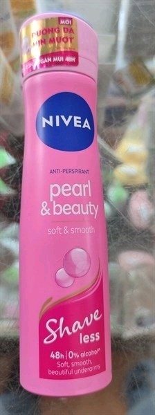 Lăn nivea_nữ ;xịt ngăn mùi dưỡng da Ngọc trai mịn mướt 150ml