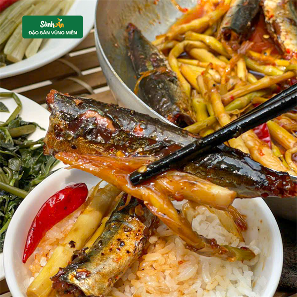 Cá nục kho keo 350g