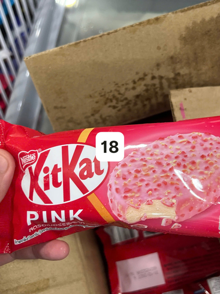 Kem que Kitkat dâu pink 64GR