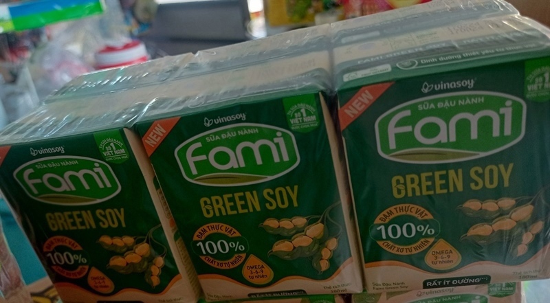 Fami Green soy ít đường 180ml