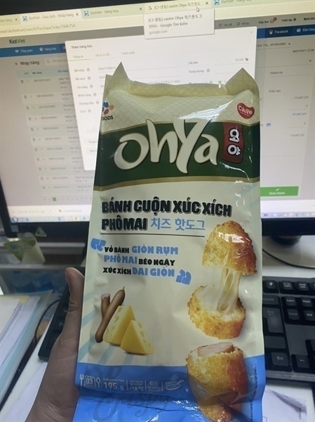 Bánh cuộn xúc xích phô mai ohya 195g