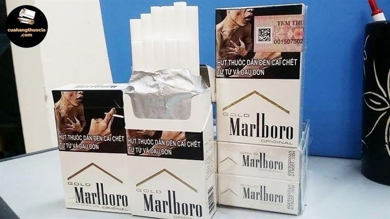 Thuốc lá Marlboro trắng cigarette white Marlboro