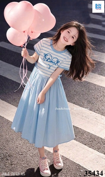 35434- Đầm xanh trái tim nơ eo