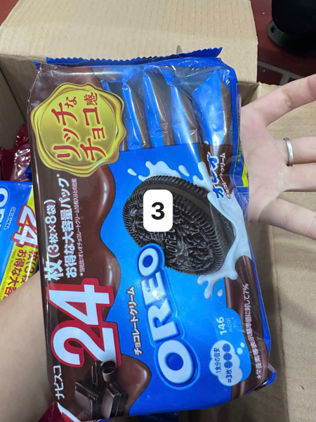 Bánh quy kẹp kem vị SCL Mondelez Nabisco Oreo Family Pack Chocolate Cream Cookies 235,2(12x1)