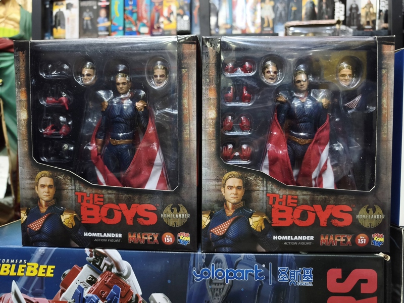 (NEW) MAFEX NO.151 HOMELANDER FAKE