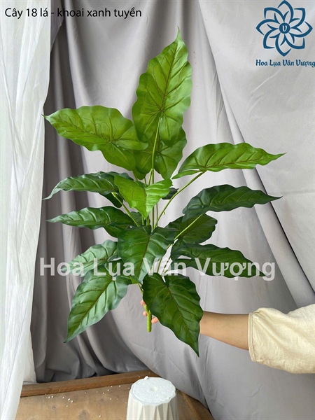 Cây 18 lá - Lá cành dài - Hoa Lụa Vân Vượng