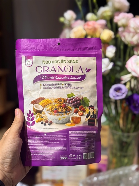 BH Ngũ Cốc Ăn Sáng Granola (túi 200g)