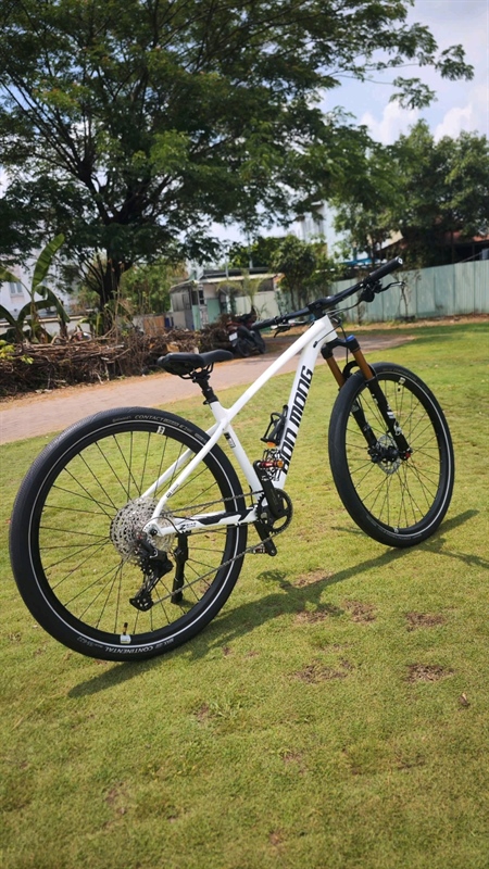 Xe Đạp MTB Zbike Custom màu Trắng - Shimano 12s (Nguyễn Công Bốn KH8248160)