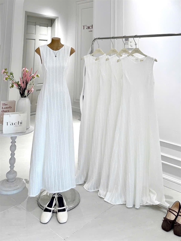 Maxi ren trắng SN cổ tròn KA