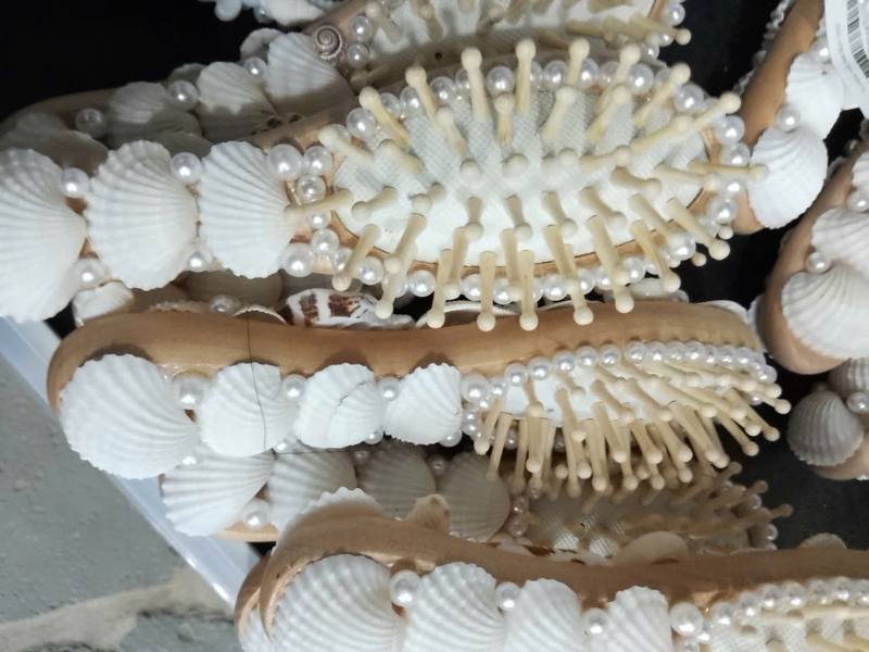 Lược sò nhỏ.