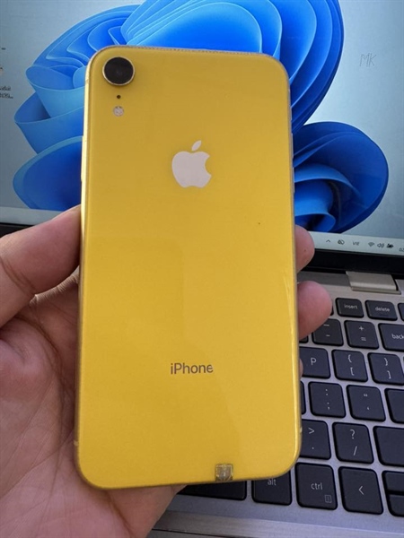 Xr 64g ll/a vàng máy 99% pin 100%