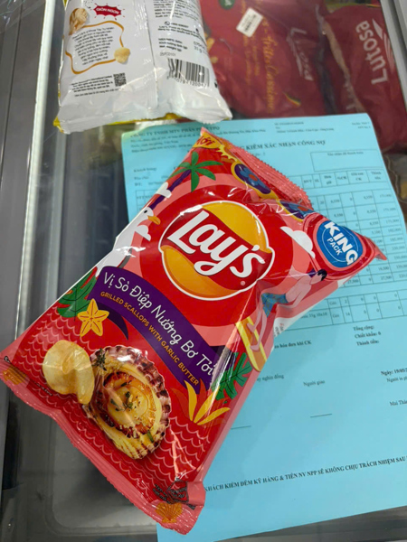 Lays vị sò điệp nướng bơ tỏi 53g