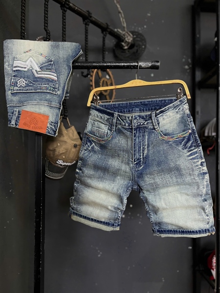 Sort Jean QC- JD764 xanh bạc was túi đắp da thêu Logo THREE