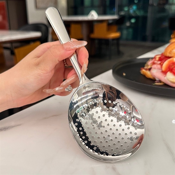 S58-C84T Thìa Muỗng Inox 18/10 Phong Cách Hàn Quốc CKM-AL84TS-T - Thủng