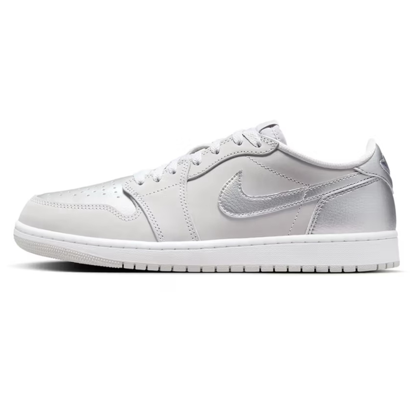 Jordan 1 Low Retro Metallic Silver CZ0790 002