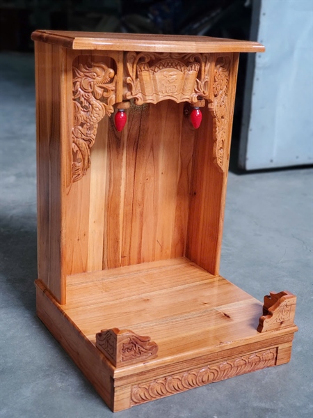 Bàn thờ không chân không hộp