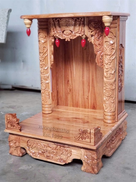 Bàn thờ chân quỳ không điện tử
