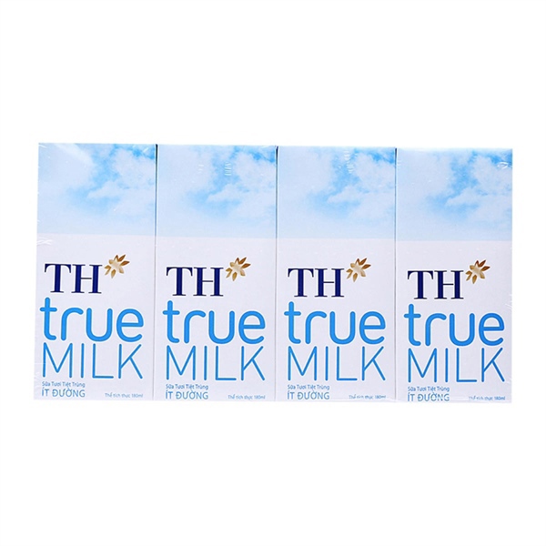 Sữa nước TH Truemilk ít đường 180ml lốc 4 hộp