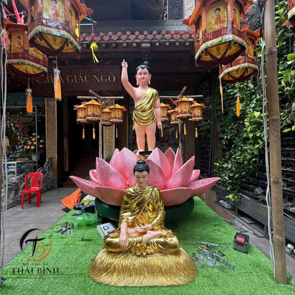 Mô hình hoa sen mút xốp trang trí Lễ Phật Đản