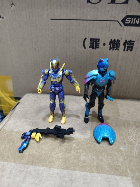 Mua bán (NOBOX) SODO KAMEN RIDER REVI VOLCANO & VICE BARID