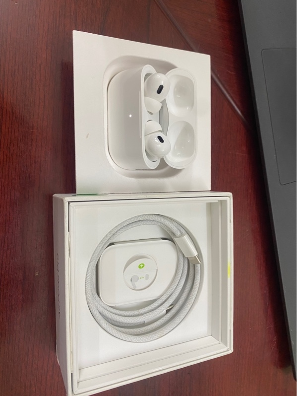 Airpods pro 2 C fullbox ***** care+ 08/2027