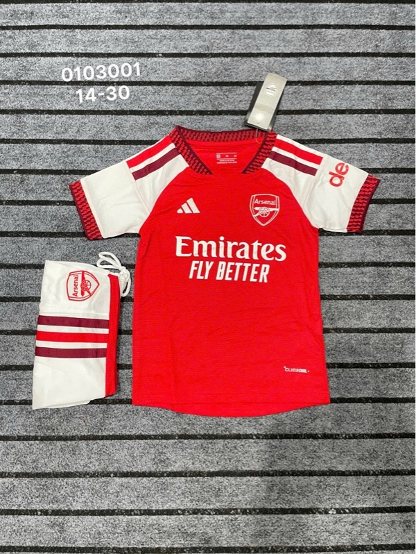 ດເດັກດີ ARSENAL
