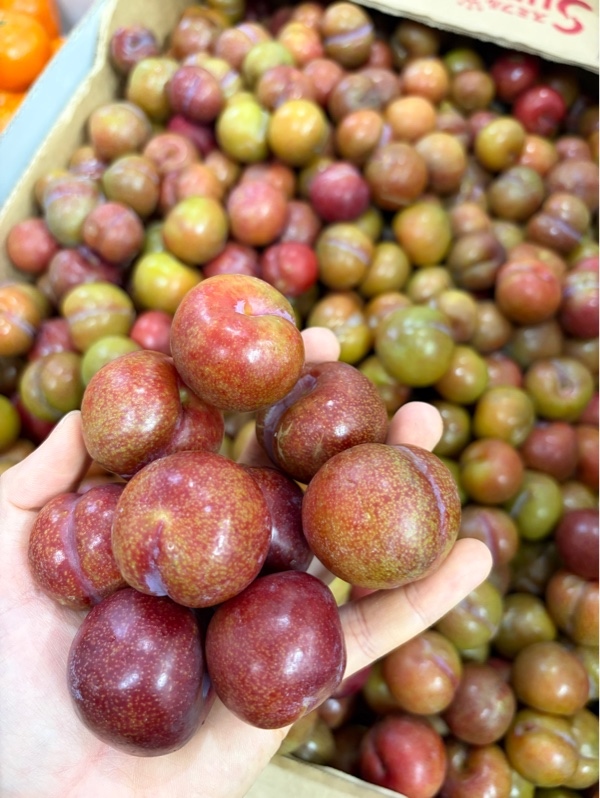 Mận