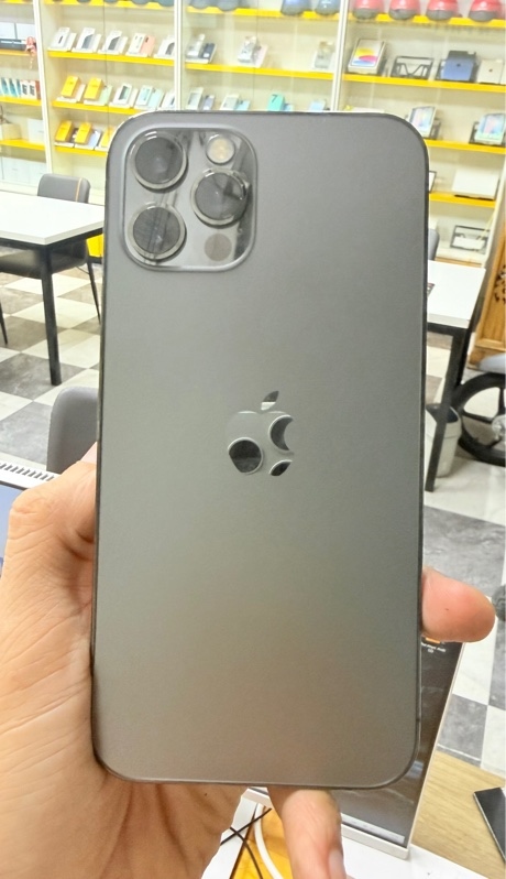 IPhone 12 Pro - Like new 99%