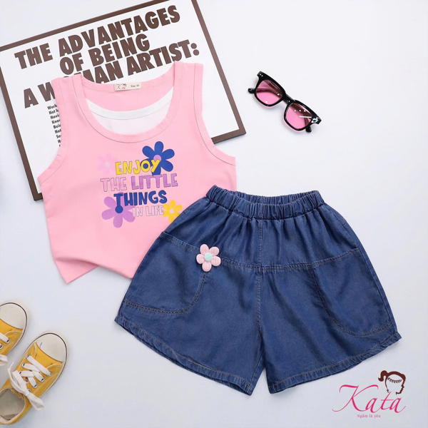 BG Q JEAN GẮN HOA ÁO 3 LỖ IN ENJOY THE LITTLE