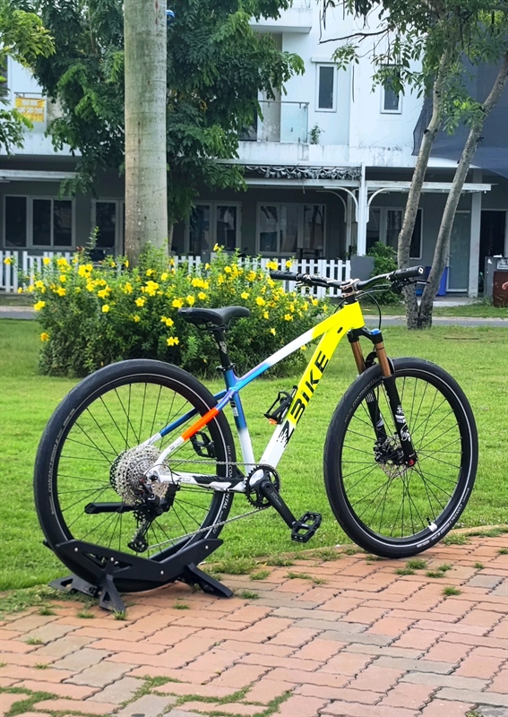 Xe Đạp MTB Zbike Custom Màu team mix xanh - Shimano 12s( Anh Tuấn KH8248183)