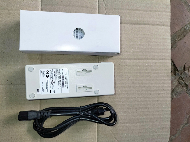Nguồn POE đơn 55V 1A dùng cho camera, wifi ốp trần