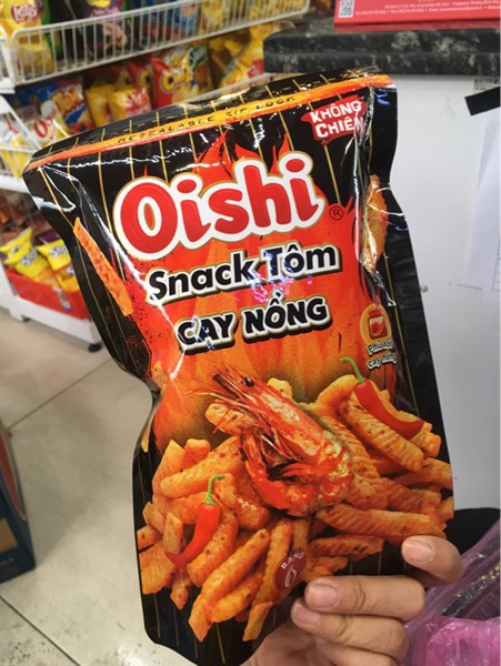 Snack Oishi Tôm Cay Nồng Gói 65gr