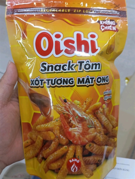 Snack Tôm Xốt Tương Mật Ong Oishi Gói 65gr