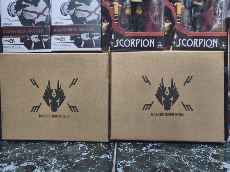 (NEW) SHF DRAGREDER BL
