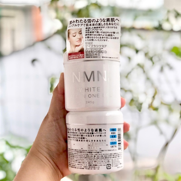 Gel cấp ẩm và dưỡng trắng da Nhật Bản tế bào gốc NMN 245g
