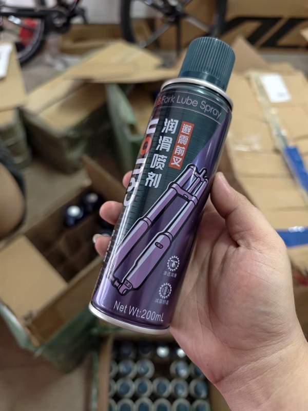 Bình xịt vệ sinh Bảo dưỡng Giảm xóc xe đạp Cylion 200ml P98