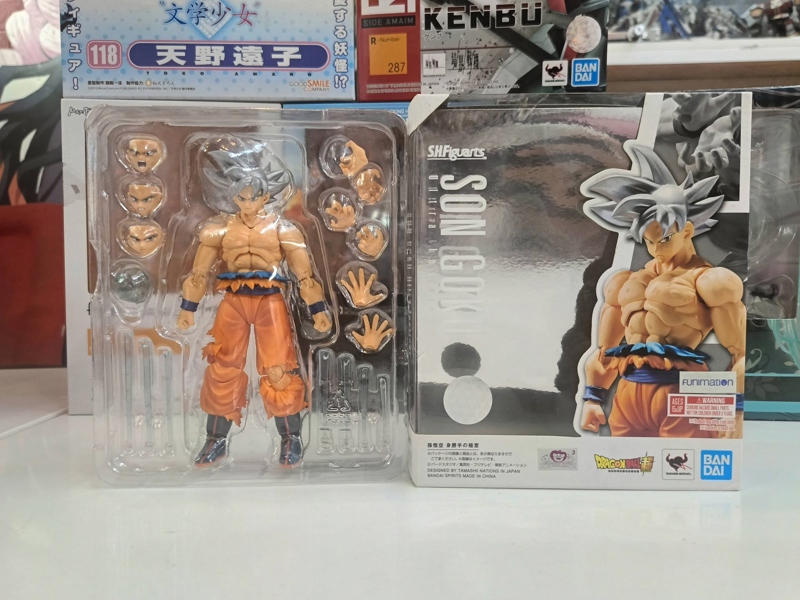 (2ND) SHF DRAGON BALLZ SON GOKU ULTRA INSTICT